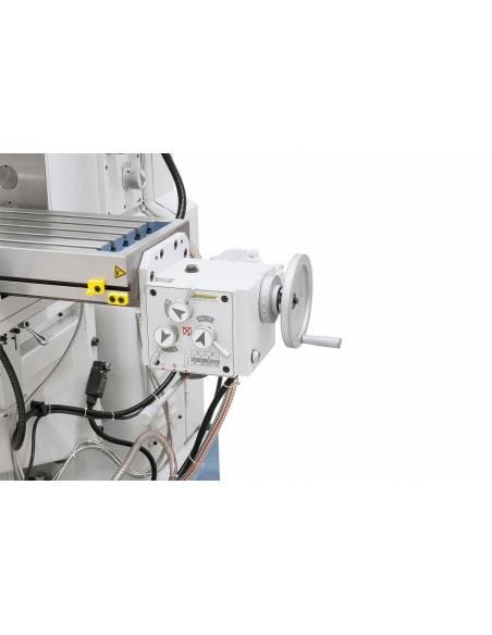 Masina de frezat universala Bernardo UWF 90 afisaj digital 3 axe inclus
