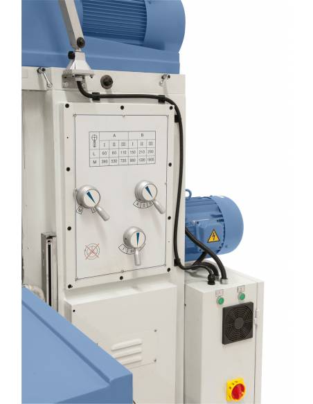 Masina de frezat universala Bernardo UWF 150 V Servo