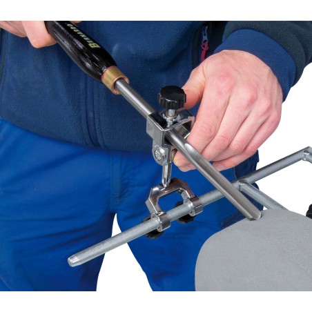 Dispozitiv pentru dalta de cioplit: diametru maxim 20 mm